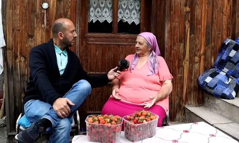 „Našla i vratila kofer pun para a dobila kilu banana“ VIDEO