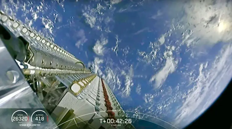 Zašto Elon Musk lansira hiljade satelita u orbitu?