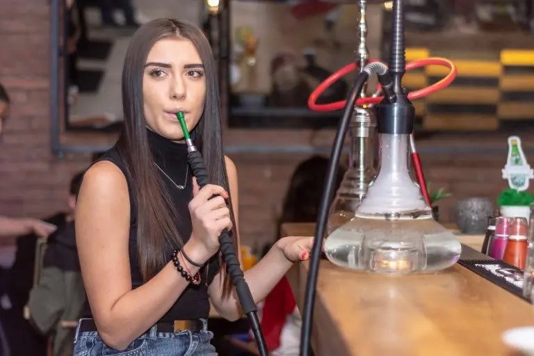 “Prosječna sesija pušenja nargile ekvivalentna je pušenju 100 cigareta”