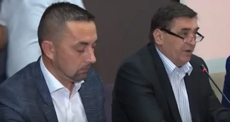 Grad plaća obnovu vikendice savjetniku bivšeg gradonačelnika, a ne plaća poreze i doprinose!?