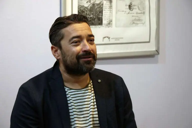 Dragan Markovina za Buku: HDZ-u i crkvi ne smeta zastava Herceg-Bosne pod kojom su pravljeni logori, ali smeta jugoslovenska