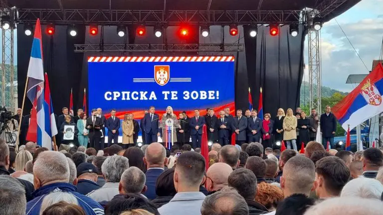 Reakcija EU na dešavanja u Narodnoj skupštini i mitingu “Srpska te zove”