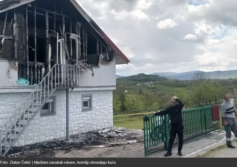 Kakav gest: Mještani složno grade kuću komšiji!