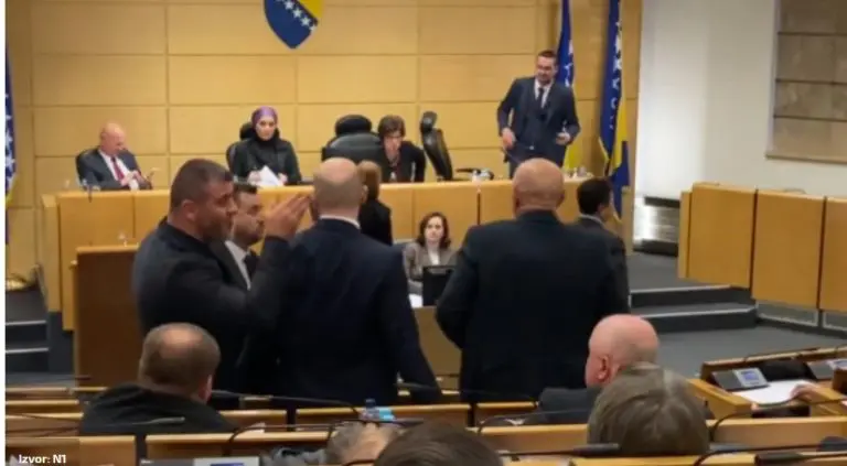Drama u PFBiH, SDA traži da se odbace amandmani HDZ-a i Osmorke