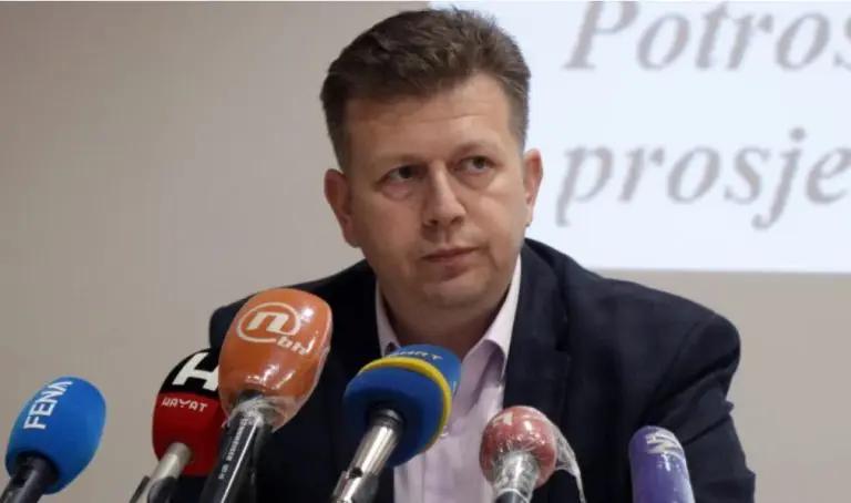 „Izgubljeno je na desetine hiljada radnih mjesta, a oni koji su zaposleni suočeni su sa neredovnim ili umanjenim primanjima“