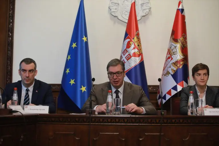 Savjet za nacionalnu bezbjednost: Oružane snage Srbije ostaju u najvišem stepenu borbene gotovosti