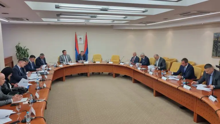 Dodik: Oni koji nisu danas sa nama izdajnici su Republike Srpske!