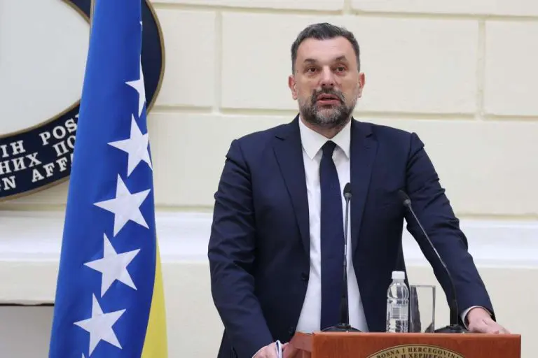 Vi koje skup Bošnjaka nervira treba da znate da će ih biti još