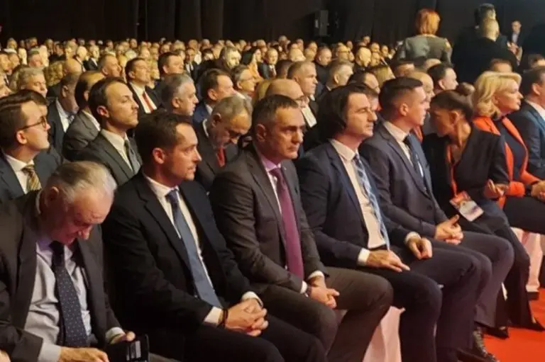 Kakva konfuzija oko boravka crnogorskih ministara u Banjaluci: O trošku građana putovao i poslovno i “privatno” ?!