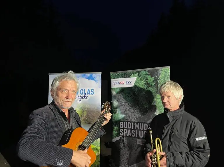 Darko Rundek na Ugru: Mi smo protiv profitera i njihovih bageraša (VIDEO)