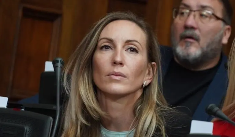 Anna Oreg, poslanica u Narodnoj skupštini Republike Srbije, za BUKU: Postajemo zemlja poslušnika, podanika i botova