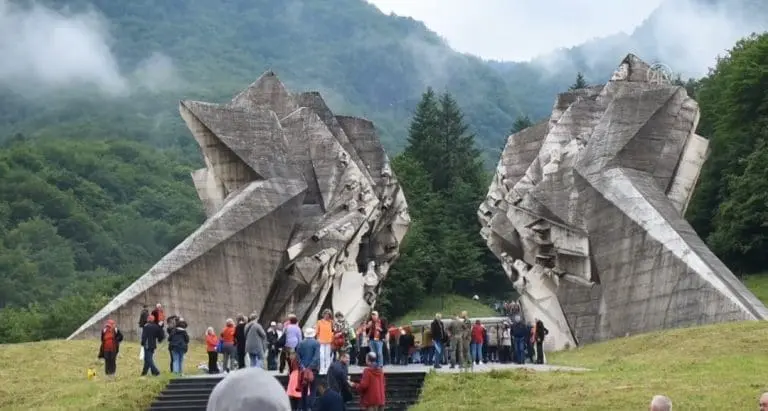 Na Tjentištu obilježena 80. godišnjica Bitke na Sutjesci