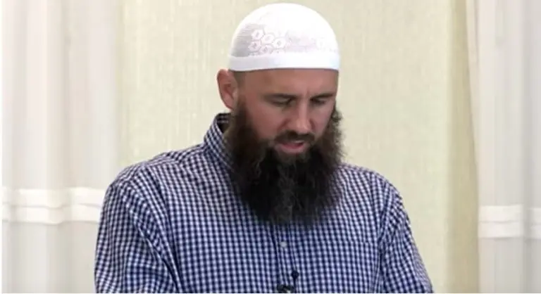 Vehabijskog ‘gurua‘ iz BiH prati 350.000 ljudi: “Ako je žena nepokorna, treba odgojni udarac”