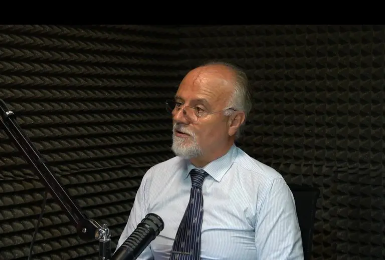 BUKA PODKAST Zoran Pavlović: “Otjerali smo najsposobnije, o životima nam odlučuju ljudi sa kupljenim diplomama”