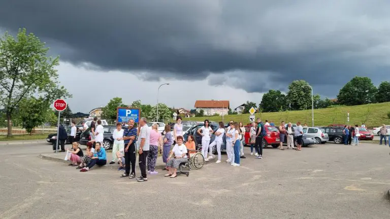 MUP RS: Dojave o bombama na UKC RS bile lažne