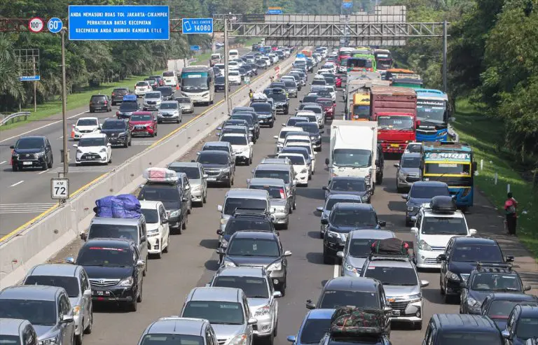 Pogledajte ogromne gužve na cestama uoči Bajrama u Indiji (FOTO)