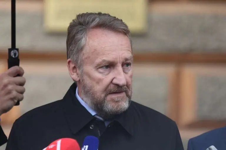 Izetbegović nakon sastanka sa Schmidtom: Želio je čuti moje mišljenje…