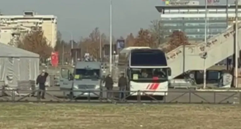 U Beograd stižu busevi puni birača iz BiH. Kažu da ne znaju zašto ne glasaju kod kuće