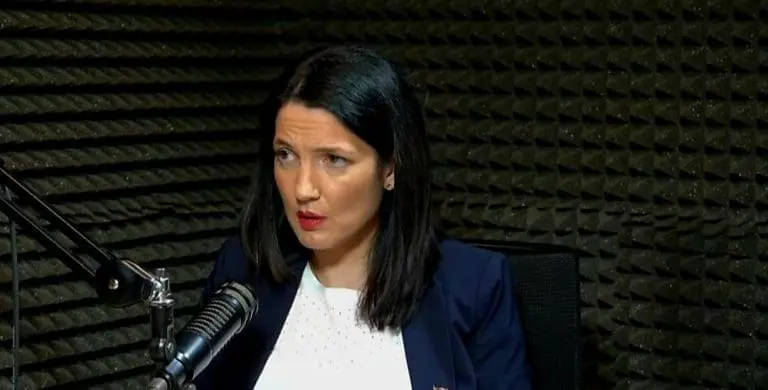 Jelena Trivić u BUKA podcastu: Prvo da raščistimo ko je stvarno opozicija, a ko sarađuje sa režimom, pa onda možemo i zajedno!