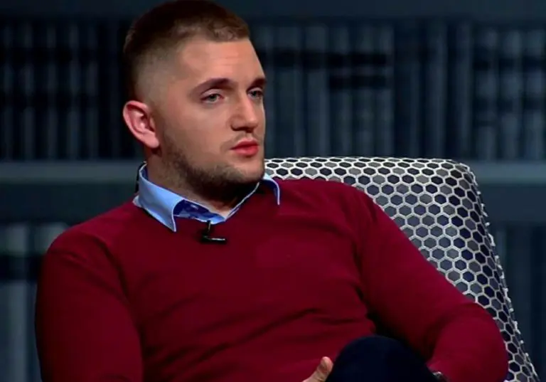 ‘Struka odlazi, pametni šute, budale progovoriše’: Mladi politikolog napušta BiH, a evo šta je poručio pred odlazak…