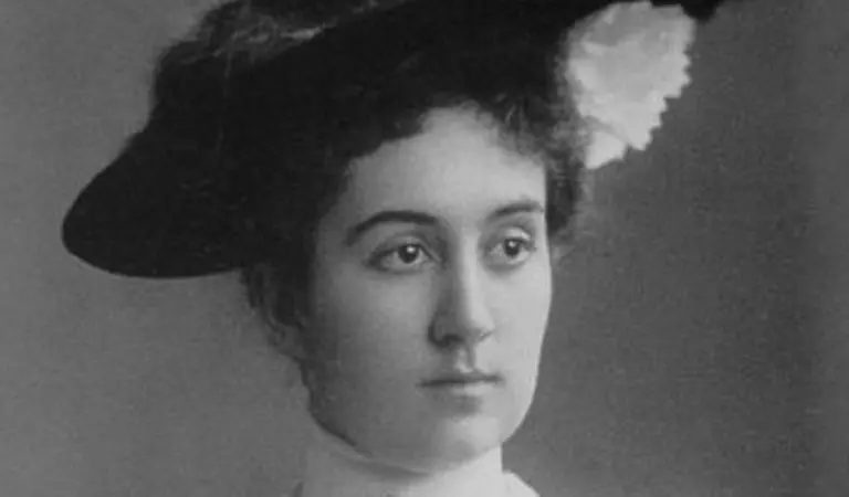 Prva žena na Balkanu koja je vozila automobil, a bavila se i fotografijom: Kako je izgledao život Ksenije Njegoš?