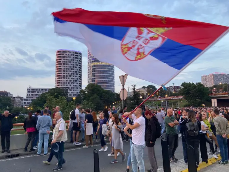 Kako su svjetski mediji izvještavali o protestima u Srbiji
