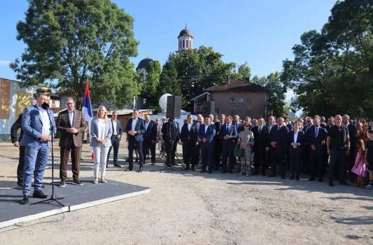 Vučić u Srpcu najavio finansijsku podršku