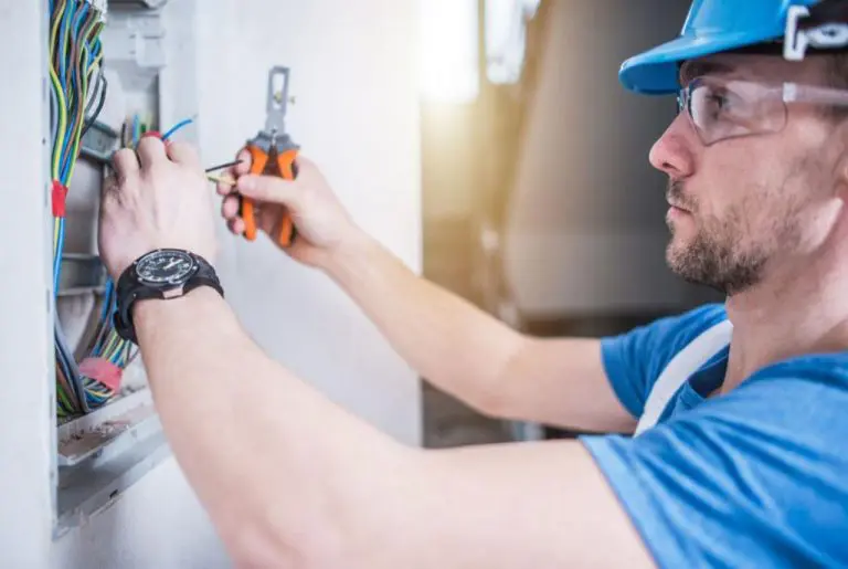 Sljedeća generacija milionera biće vodoinstalateri i električari