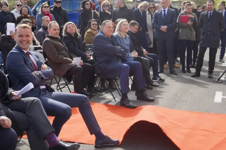 Borenović režira igrani film „Draško protiv Dodika“