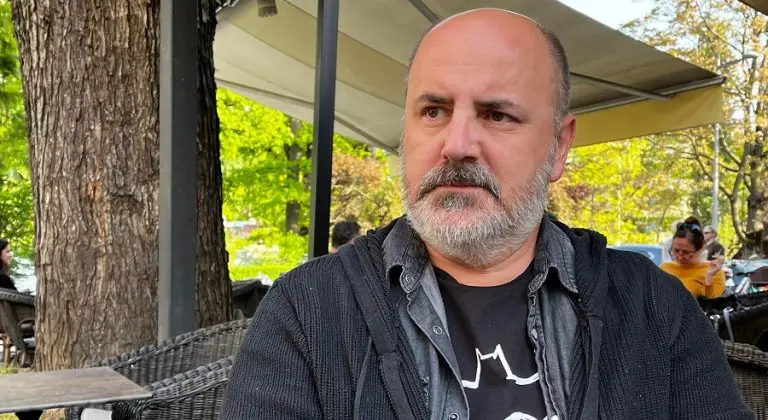 INTERVJU Kokan Mladenović: Živimo u zatvoru kojim upravljaju kriminalci