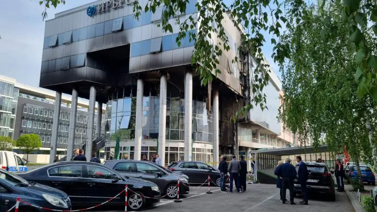 I danas nastavljen uviđaj nakon požara u zgradi IRB-a: Direktor o arhivi i nastavku rada (FOTO)