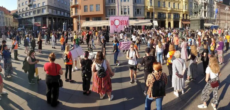 Protesti širom Hrvatske zbog slučaja Mirele Čavajde