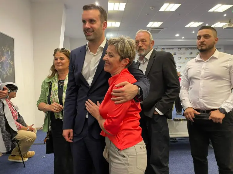 Parlamentarni izbori u Crnoj Gori: Da li je lakše glasati protiv, nego za