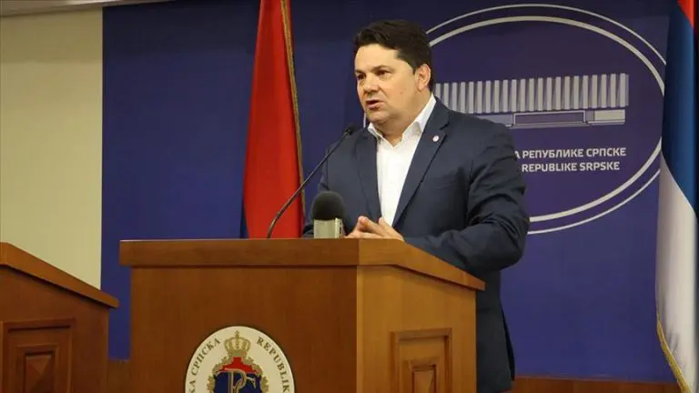 Stevandić: MUP RS će braniti Schmidta od naroda