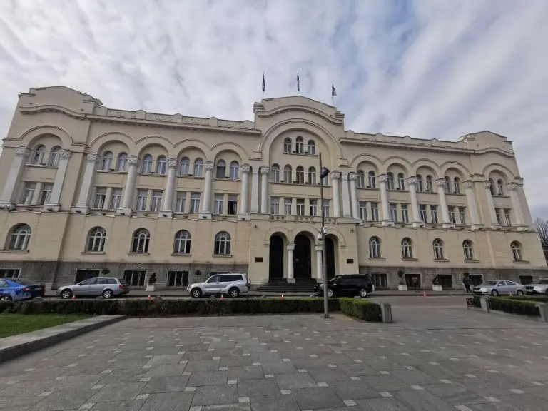 Šta piše u novom zakonu kojim se Banjaluci i Bijeljini smanjuju prihodi od PDV-a (FOTO)