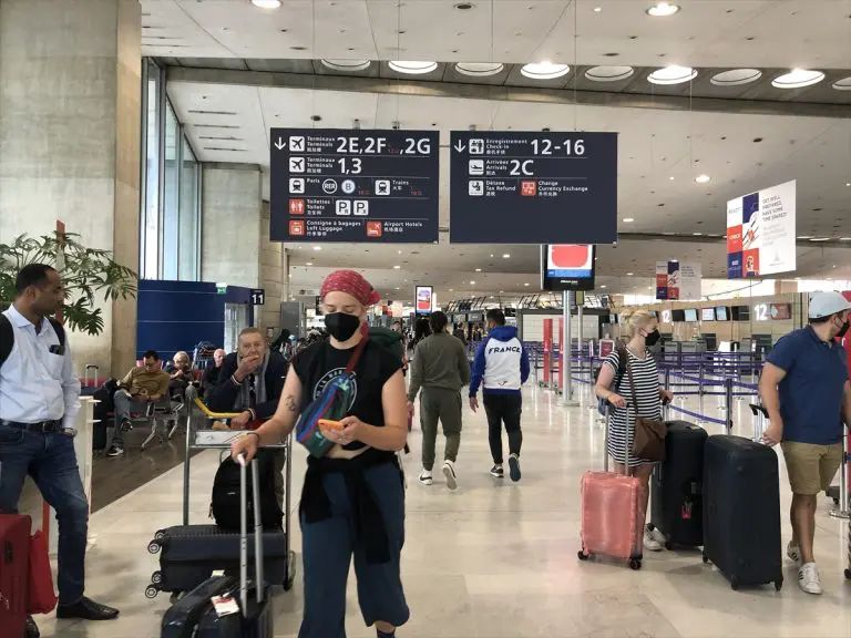 Štrajk kontrolora letenja: Na francuskim aerodromima otkazano oko 1.000 letova