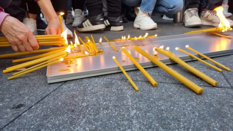 Danas oproštaj od stradalih u masovnim pucnjavama