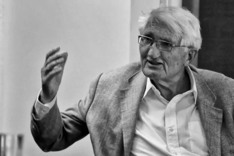Zeitenwende: Habermas o krizi njemačkog identiteta