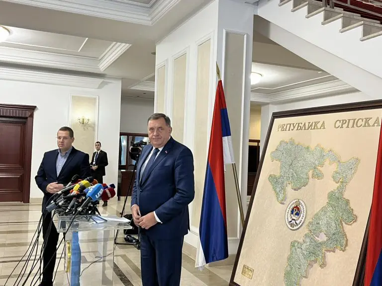 Dodik: Povećaćemo plate, penzije, sredstva za poljoprivrednike, kulturu…