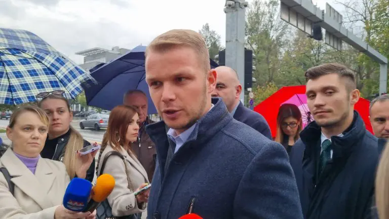 Stanivuković: “Jutros mi je bila krim policija zbog raskrsnice”
