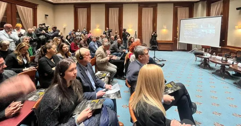 Novinarstvo kao prvi nacrt istorije, novinari kao svjedoci ratnih zločina