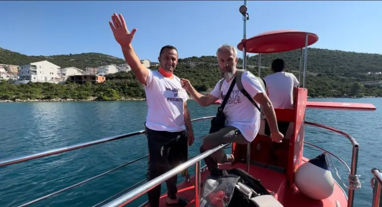 Prvi put u istoriji preplivan Neumski zaliv