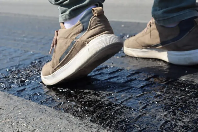 Zbog visokih temperatura u Turskoj se topi asfalt