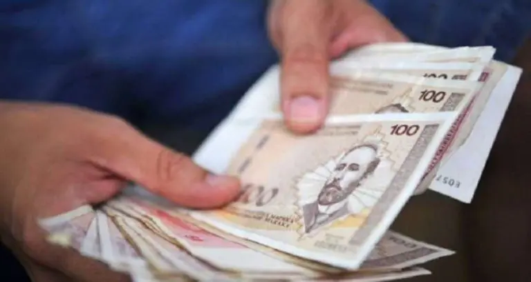 Pitali smo mlade da li im treba 100KM: Vlada sitnim novcem kupuje zadovoljstvo mladih i smanjuje njihova očekivanja