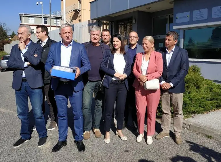 Borenović, Šarović i Vukanović predali krivičnu prijavu: Prvoosumnjičeni Milorad Dodik