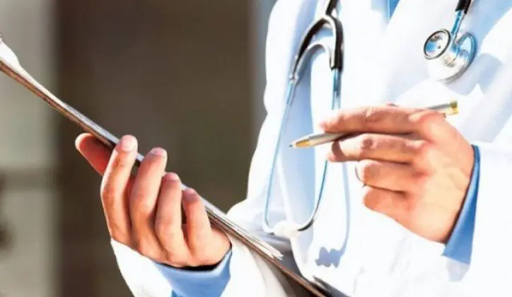 Doktori i medicinari ili odlaze iz BiH ili prijete štrajkom: Zašto je država nemarna prema njima?