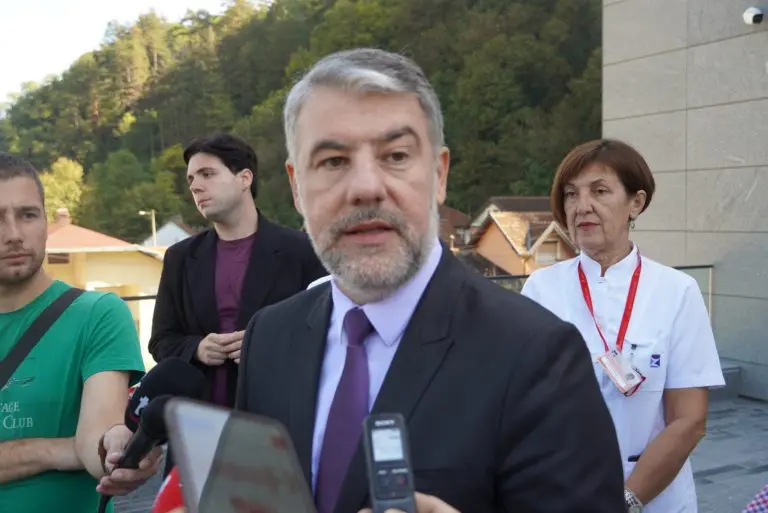Šeranić komentarisao odlazak dva doktora i šest medicinskih sestara iz bolnice “Srbija”