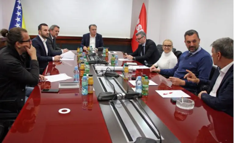 Osmorka potpisuje sporazum s HDZ-om, ide li SDA u opoziciju?