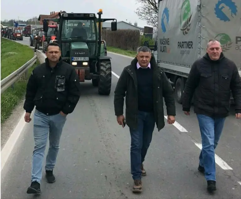 “Neko hoće namjerno da uništi nas, naše porodice, da se selimo sa ovih prostora”