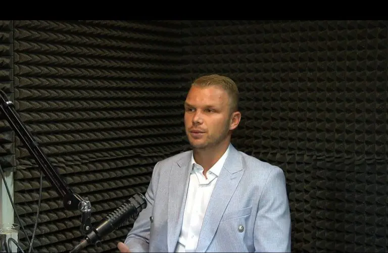 Stanivuković za BUKA podcast: Simbioza? Dodik i SNSD su mi politički protivnici, Trivić i Vukanović udaraju više po meni nego po Dodiku!